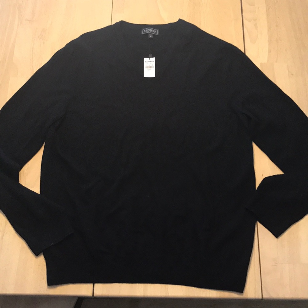 New with tags men's XL sweater from
